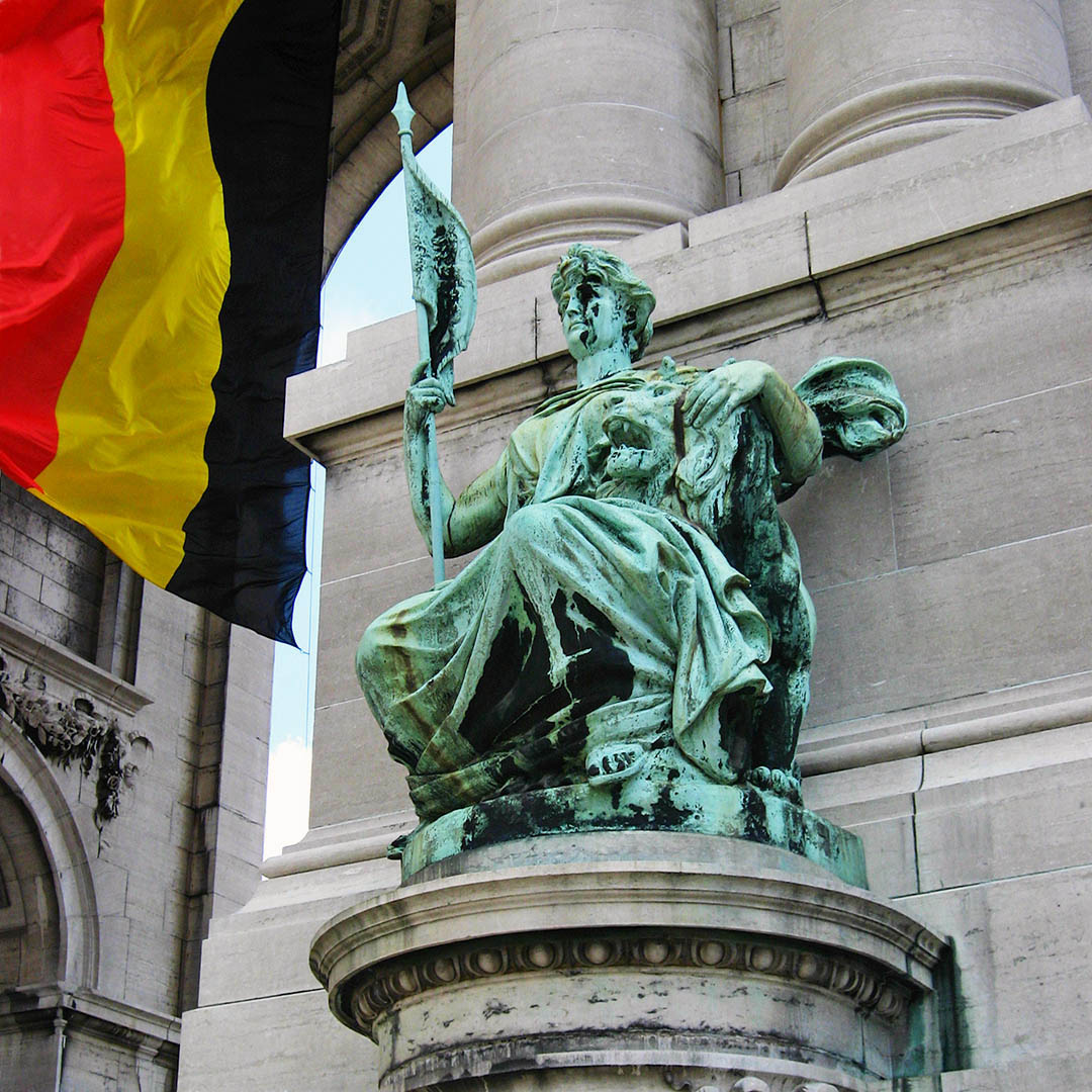 België